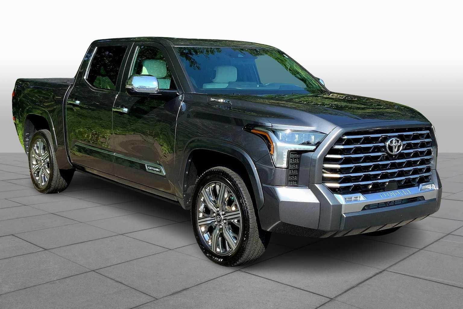 Used 2025 Magnetic Gray Metallic Toyota Capstone Hybrid image 3