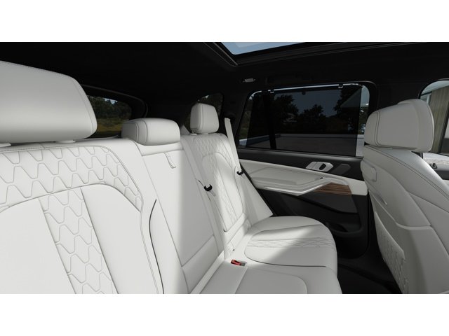 New 2026 Carbon Black Metallic BMW xDrive40i image 12