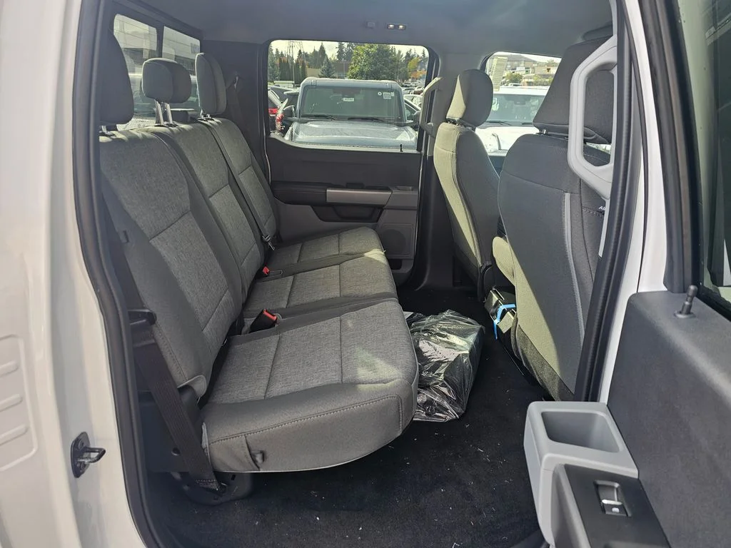 New 2026 Oxford White Ford F-350® XL image 12