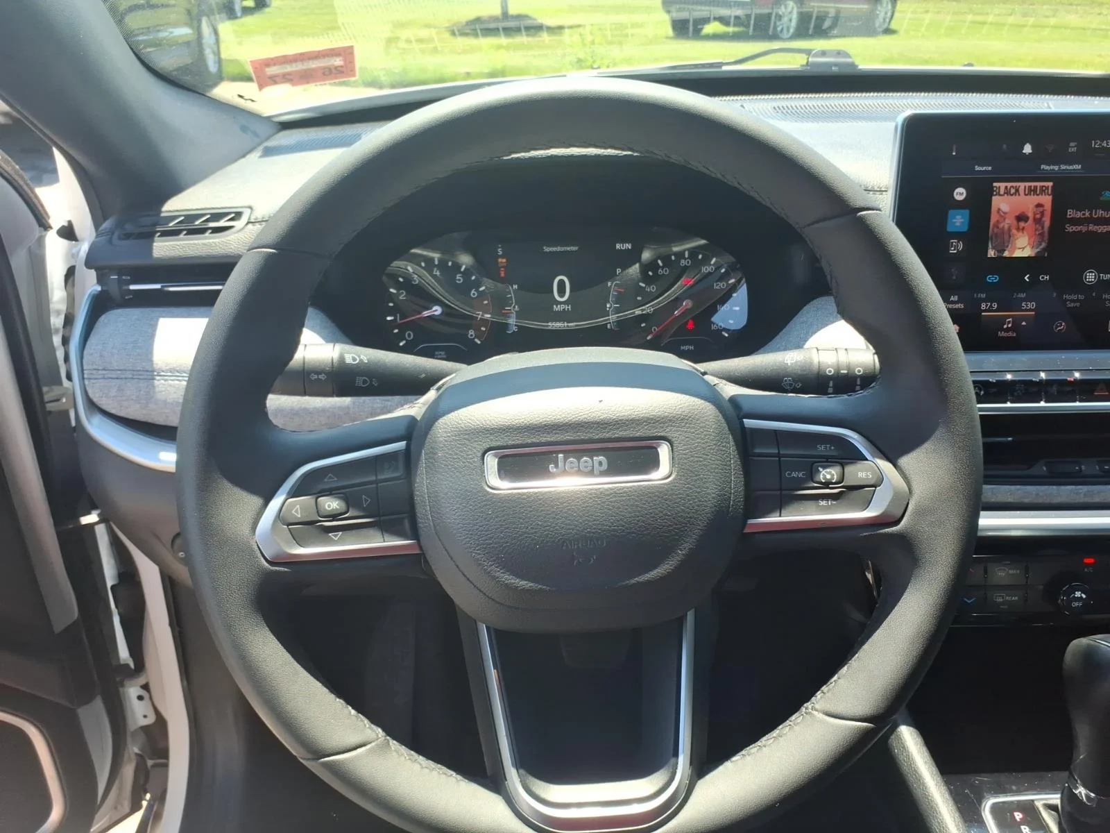 Used 2024 Bright White Clearcoat Jeep Latitude image 23