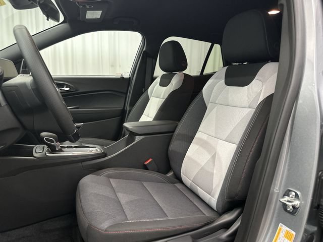 2026 Chevrolet Trax RS - Photo 14