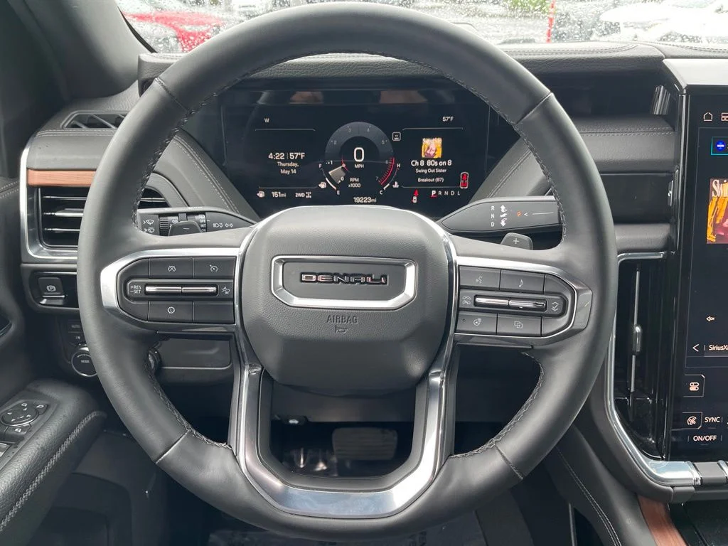 Used 2025 Silver GMC Denali image 17