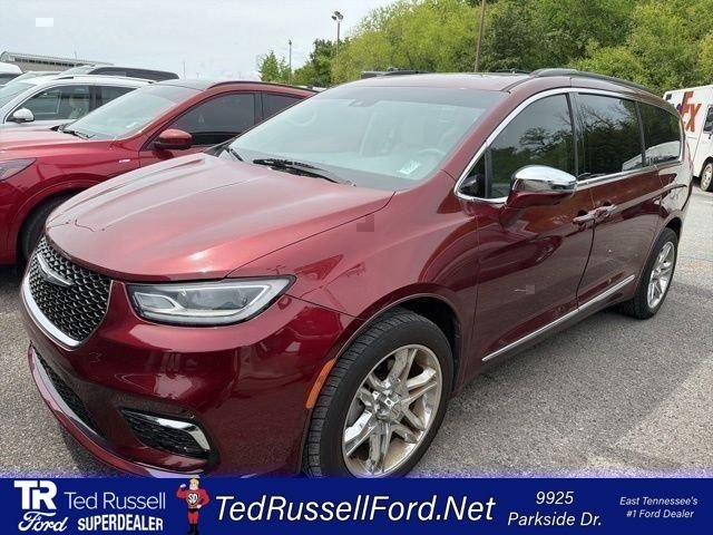 2022 Chrysler Pacifica Limited's photo