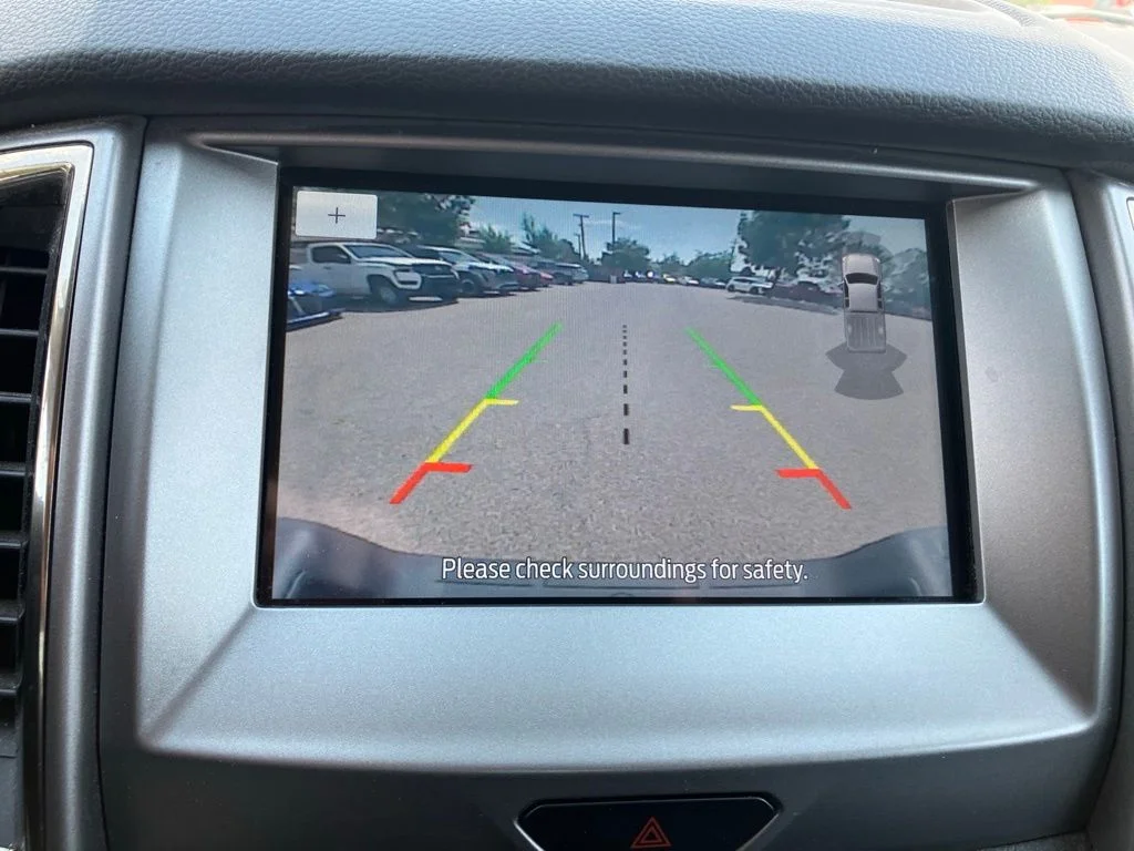 Used 2019 Blue Ford XLT image 18