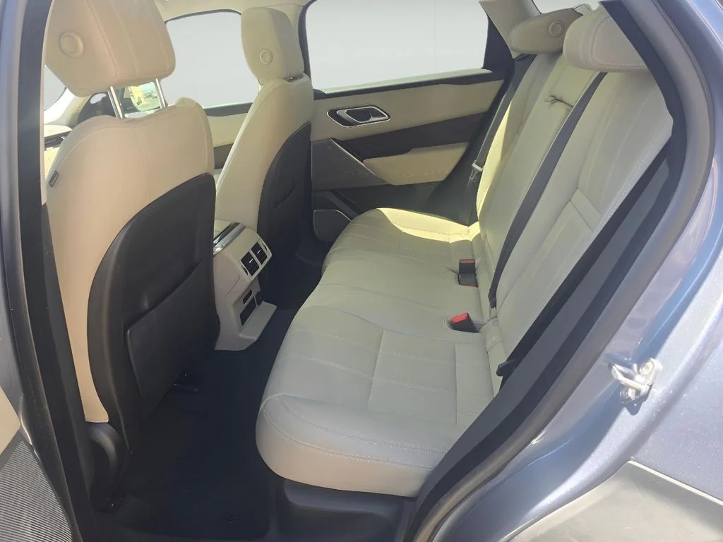 Used 2020 Byron Blue Metallic Land Rover S image 16