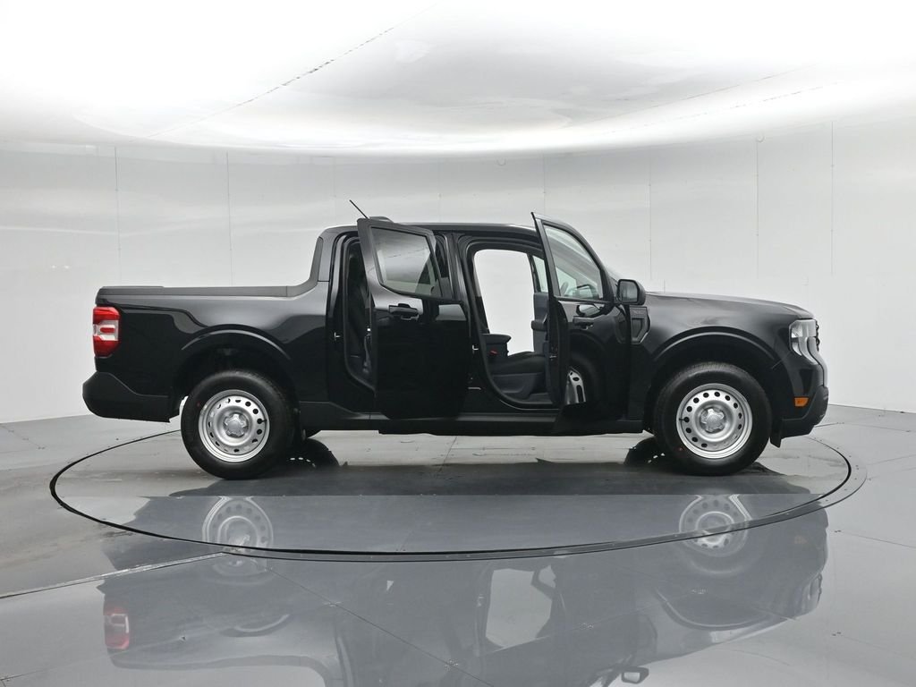 New 2026 Shadow Black Ford XL image 31