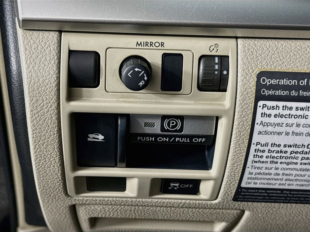 Used 2012 Black Subaru 2.5i Premium image 11