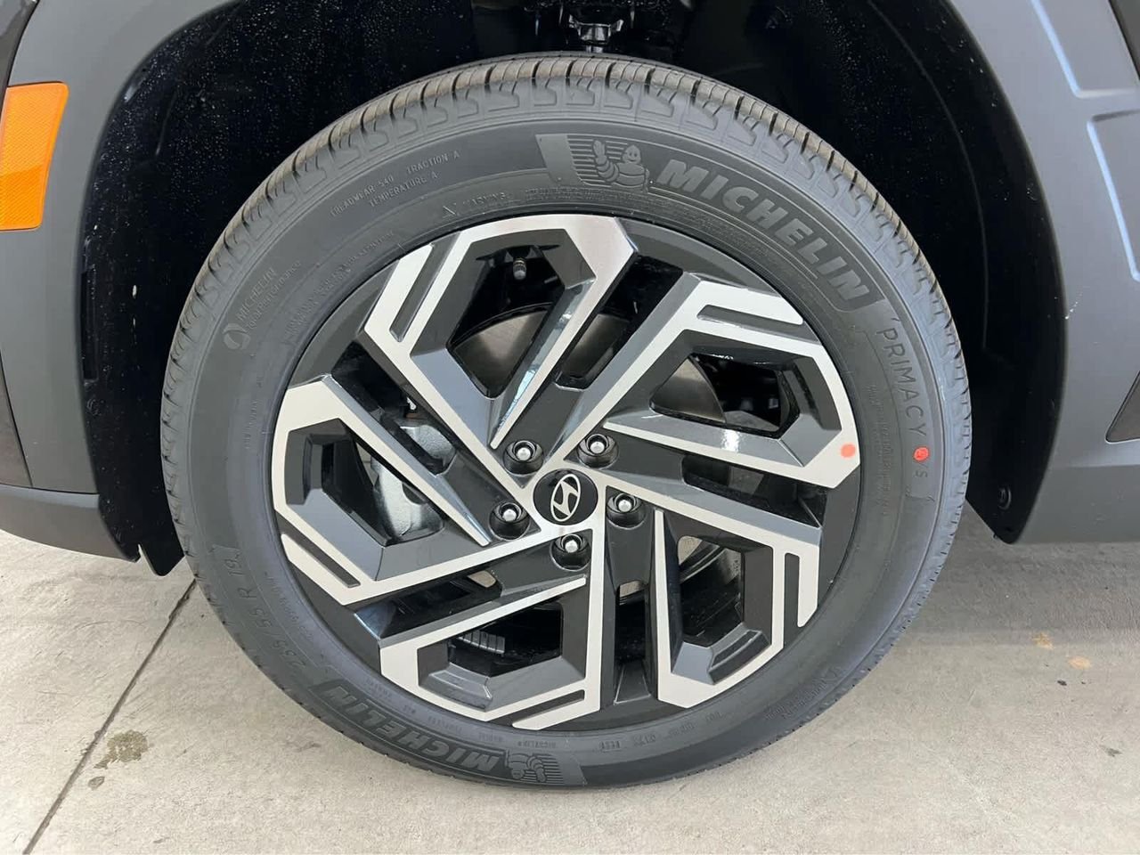 New 2026 Phantom Black Hyundai Limited AWD image 36