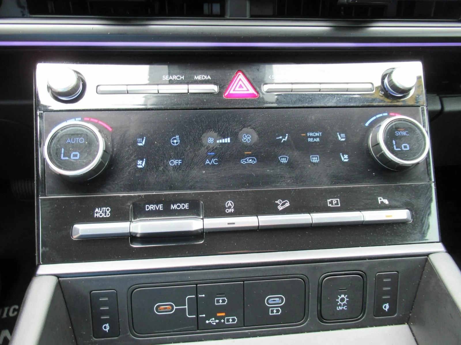 Used 2024 Black Hyundai Calligraphy image 28