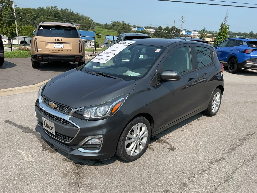 Used 2020 Nightfall Gray Metallic Chevrolet LT image 3