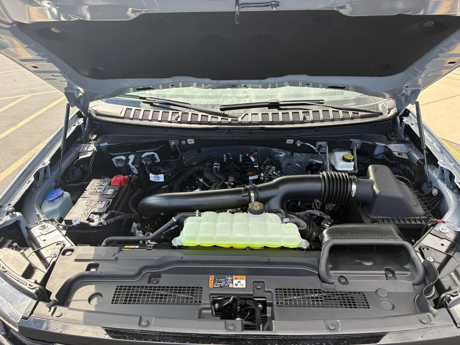 New 2026 Glacier Gray Metallic Tri-Coat Ford Platinum® image 28