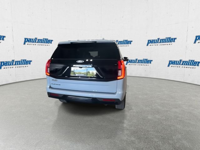 New 2027 Gray Ford Platinum image 10