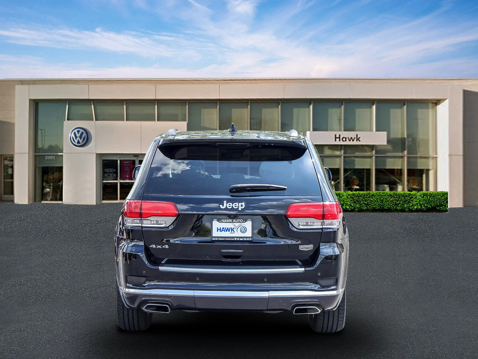 Used 2020 Diamond Black Crystal Pearlcoat Jeep Summit image 5