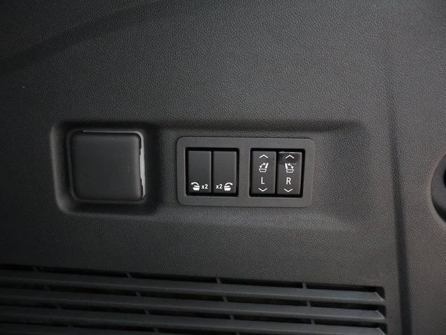 2026 GMC Yukon XL Elevation - Photo 17