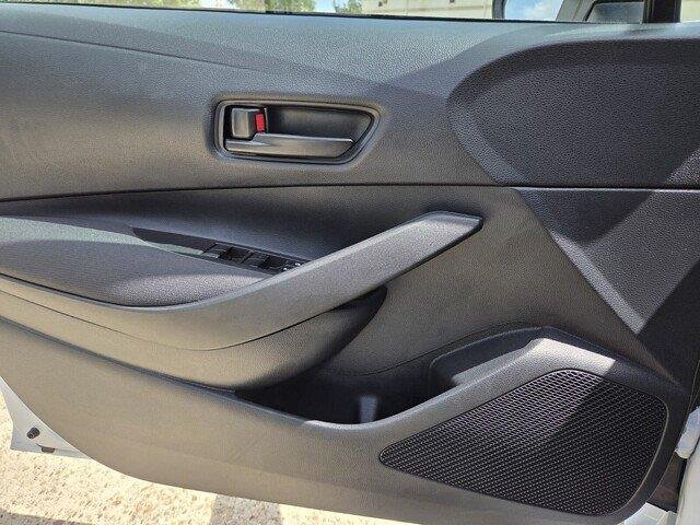 Used 2026 Wind Chill Pearl Toyota LE image 20