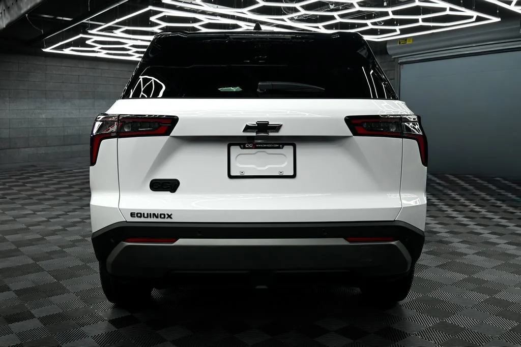 New 2026 Summit White Chevrolet LT image 5