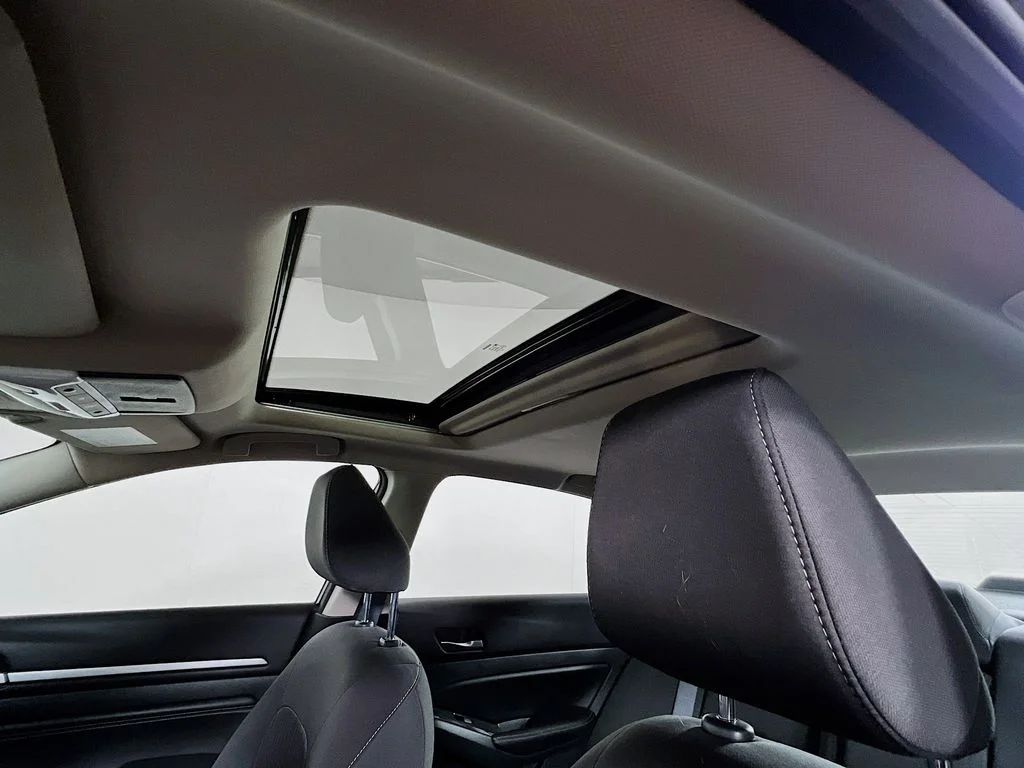 2022 Nissan Altima SV - Photo 22
