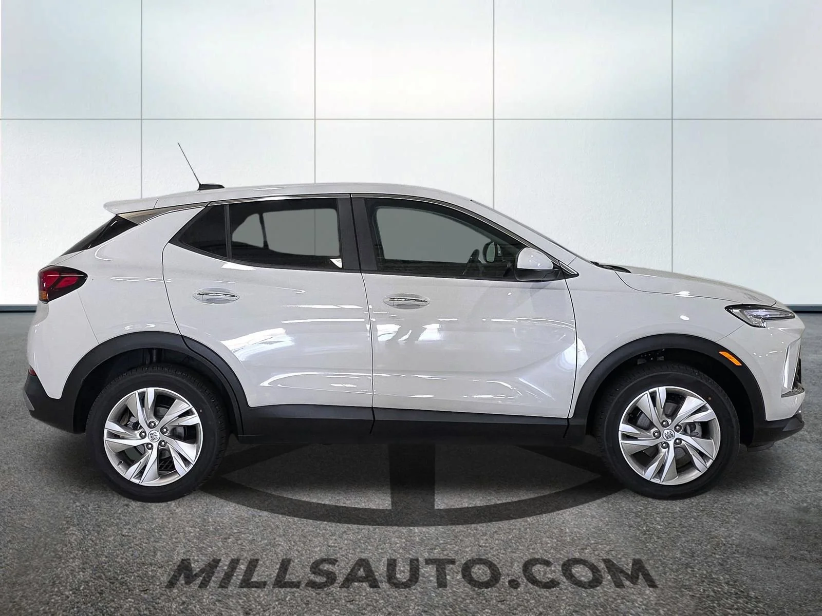 New 2026 Summit White Buick Preferred image 9