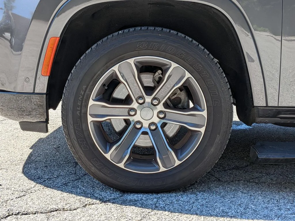 Used 2022 Gray Jeep Series I image 35