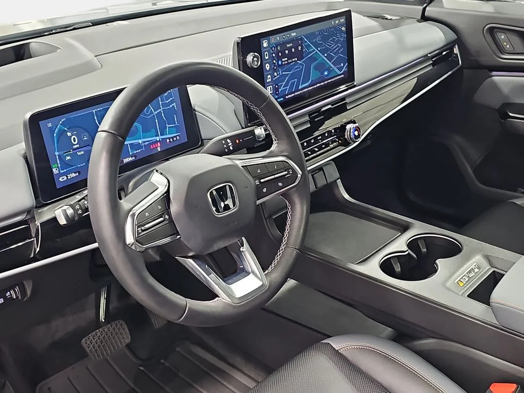 Used 2024  Honda Elite image 18
