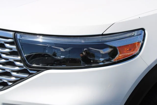 Used 2021 White Ford Platinum image 10