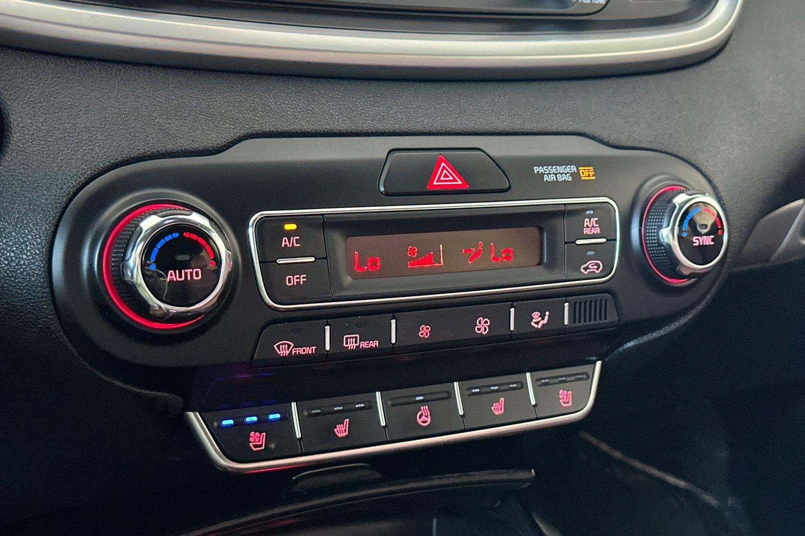Used 2019 Snow White Pearl Kia SX Limited V6 image 22