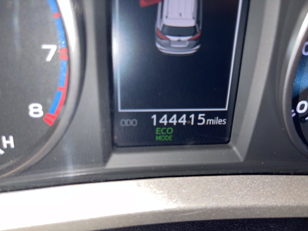 Used 2017 Red Toyota LE image 18