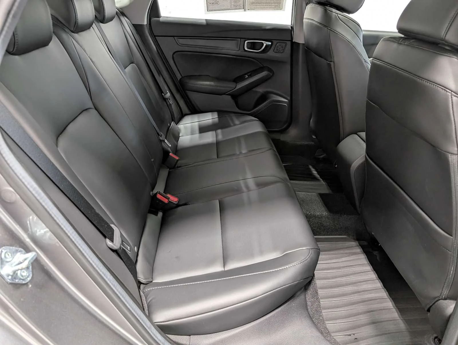 Used 2025 Liquid Carbon Metallic Acura  image 40