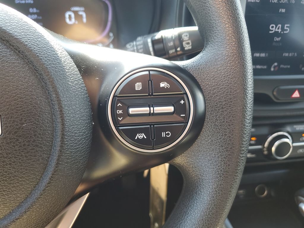 Used 2024 White Kia LX image 20