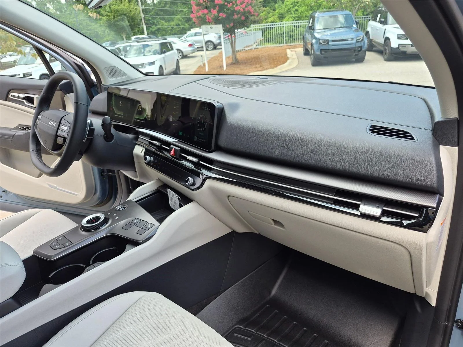 Used 2026 Heritage Blue Kia EX image 30