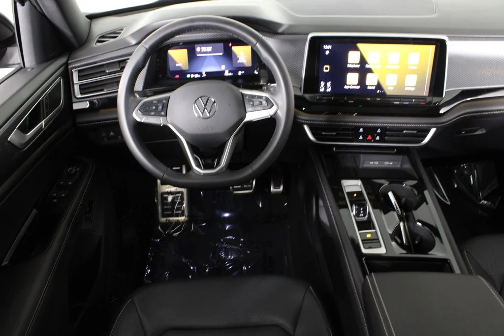 2025 Volkswagen Atlas Cross Sport SEL R-LINE - Photo 6