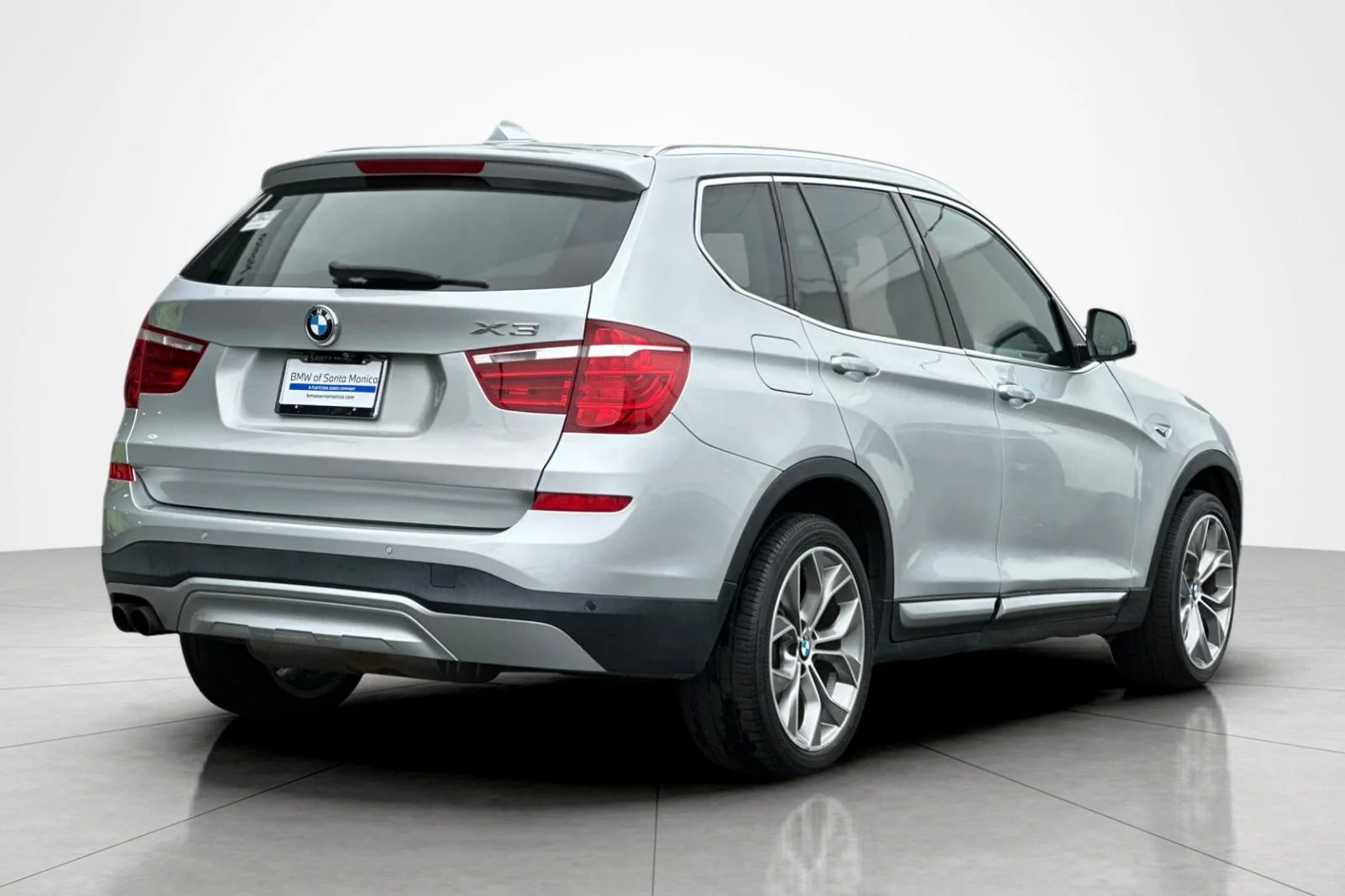 Used 2016 Glacier Silver Metallic BMW xDrive35i image 5