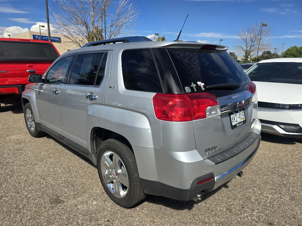 Used 2013 Quicksilver Metallic GMC SLT image 15