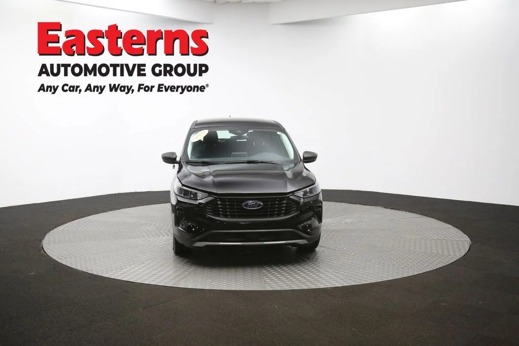 Used 2023 Black Ford Base image 50