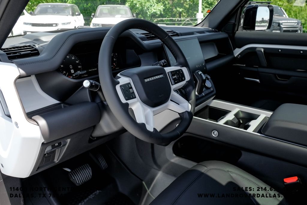 New 2026 Fuji White Land Rover S image 2