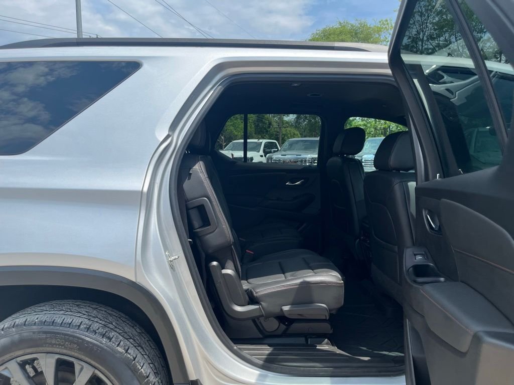 Used 2022 Silver Chevrolet RS image 32