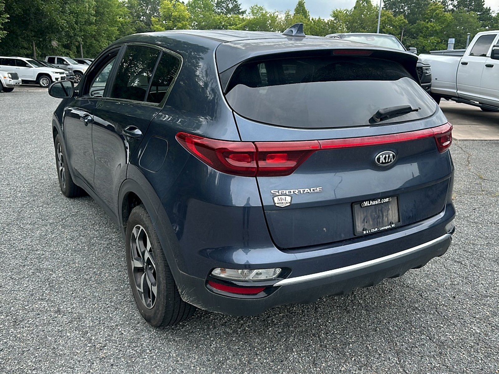 Used 2020 Pacific Blue Kia LX image 5