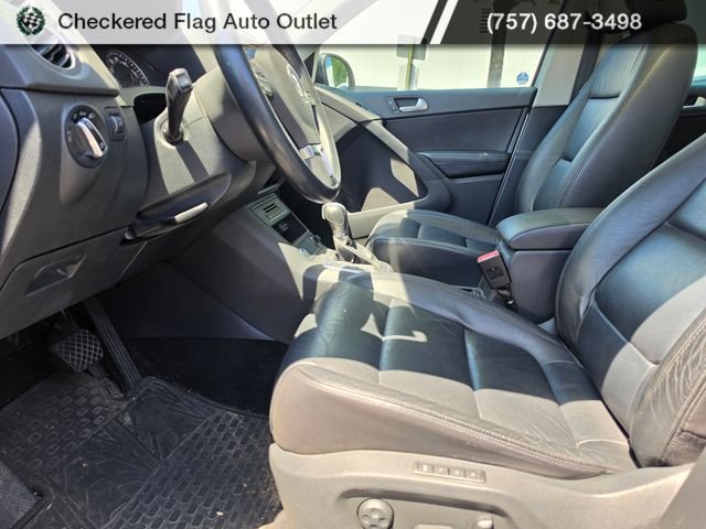 Used 2017 Reflex Silver Metallic Volkswagen Sport image 9