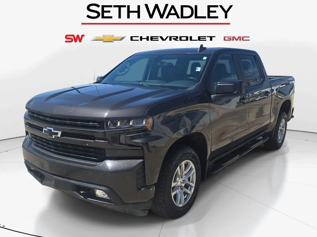 Used 2021 Oxford Brown Metallic Chevrolet RST image 3