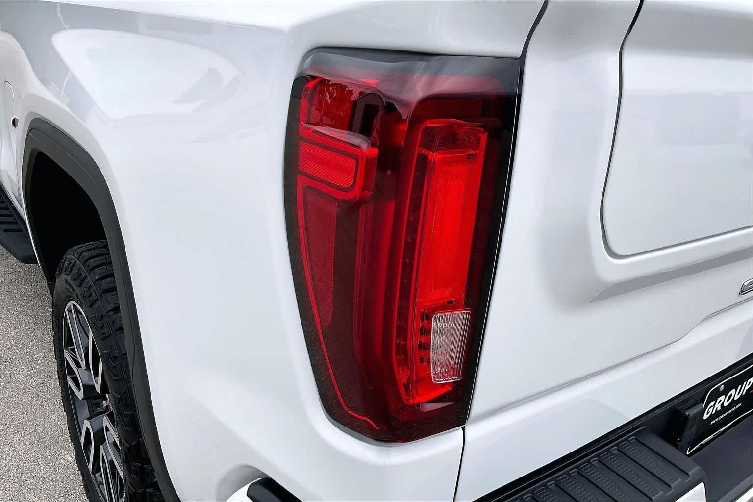 Used 2026 Summit White GMC AT4 image 29