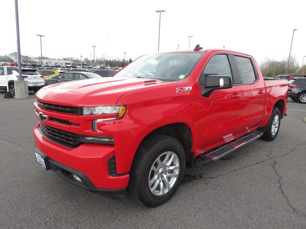 Used 2021 Red Chevrolet RST image 10