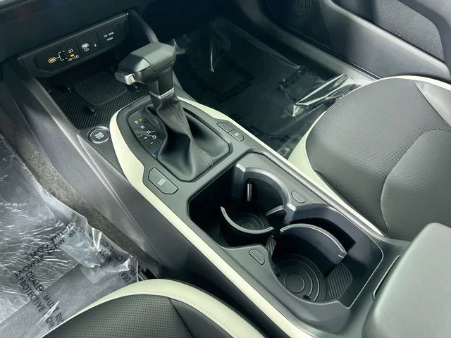 New 2026 Snow White Pearl Kia GT-Line image 25