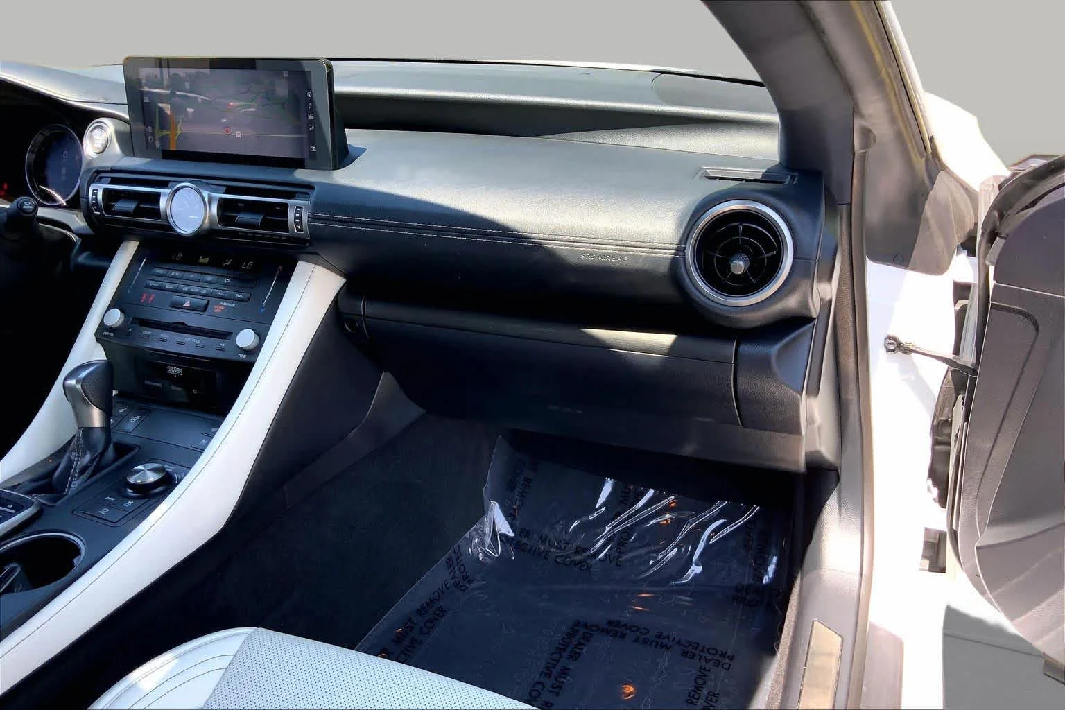 Certified Used 2025 ULTRA WHITE Lexus F SPORT image 19