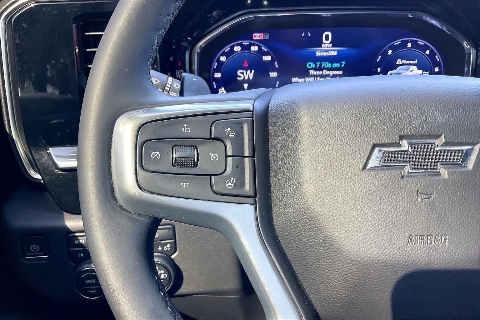 Used 2024 Summit White Chevrolet LT Trail Boss image 18