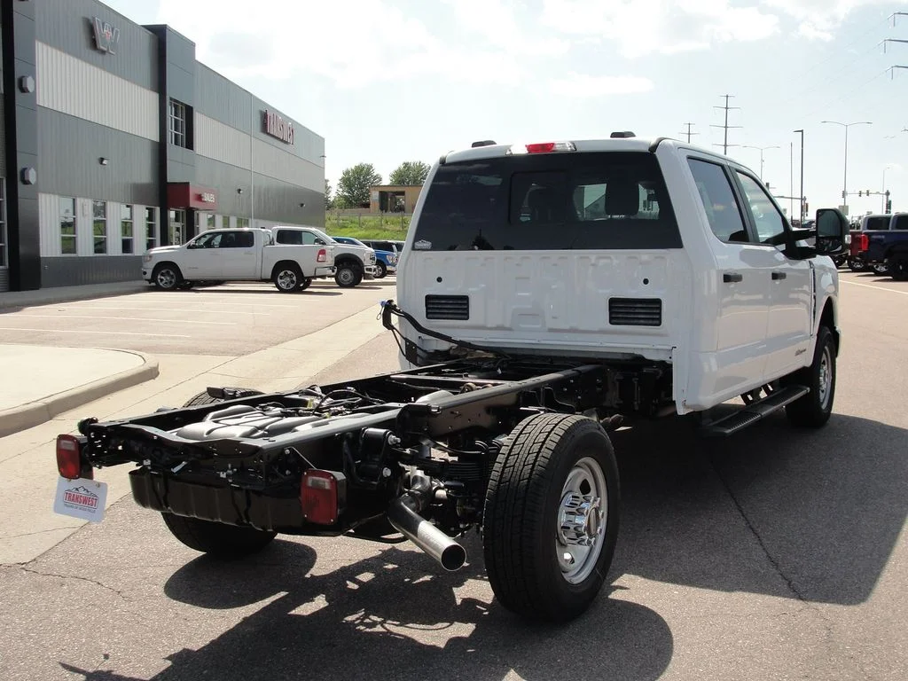 New 2026 White Ford XL image 5