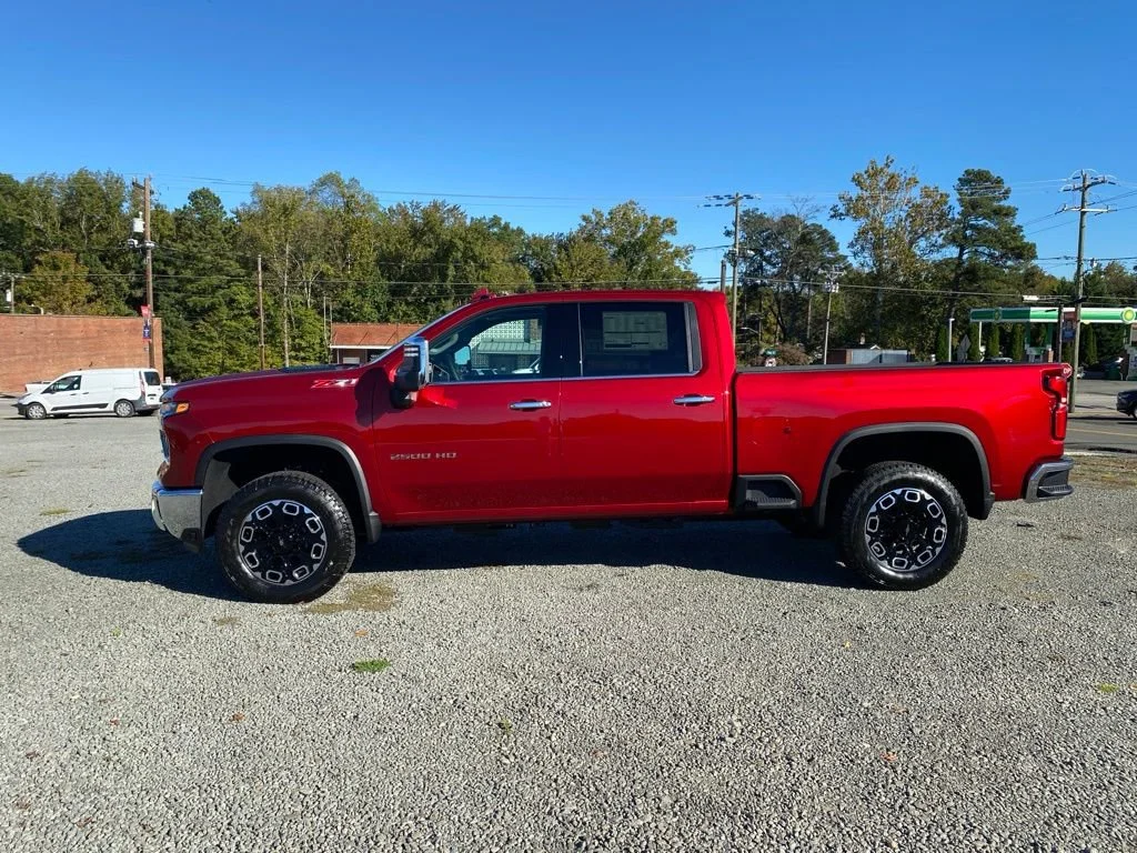 2026 Chevrolet Silverado 2500 HD LTZ - Photo 6