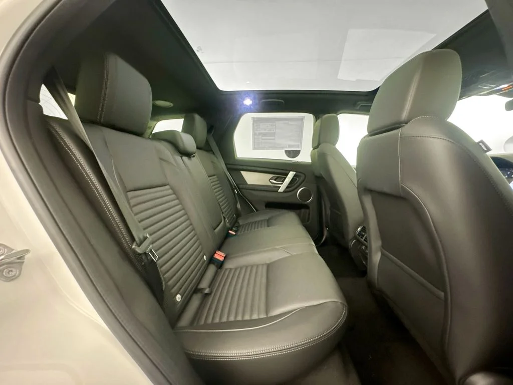 New 2026 Fuji White Land Rover Landmark image 27