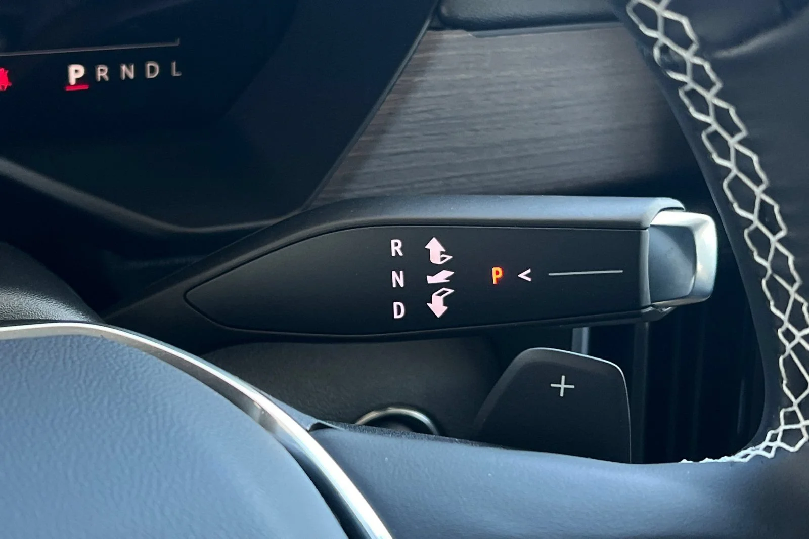 2026 GMC Acadia Denali - Photo 21
