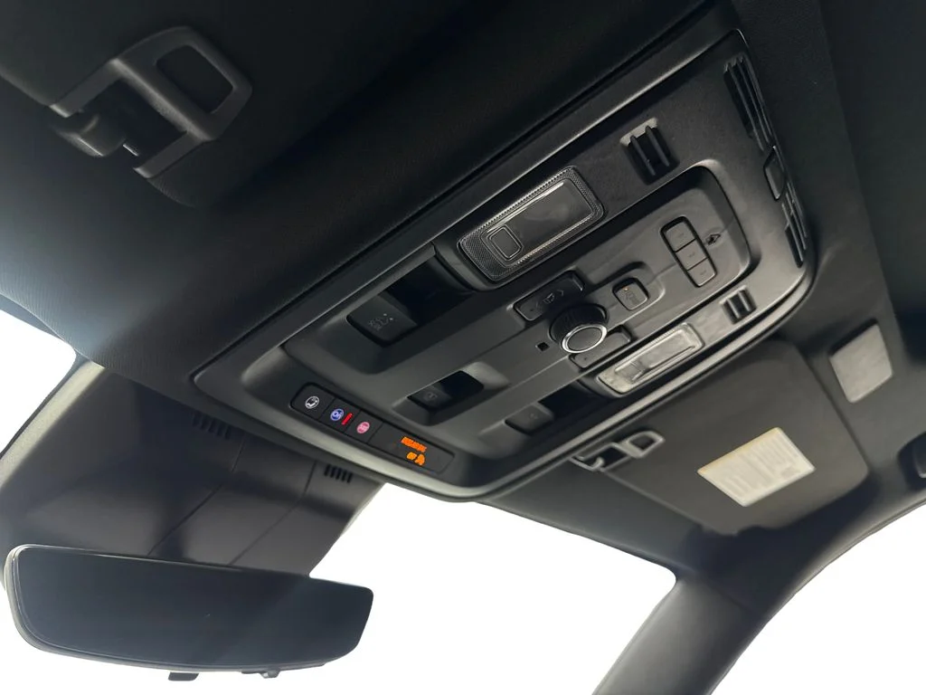 Used 2023 Black Cadillac Sport image 79