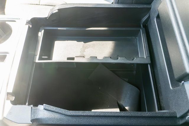 Used 2019 Gray Metallic Ford XLT image 33